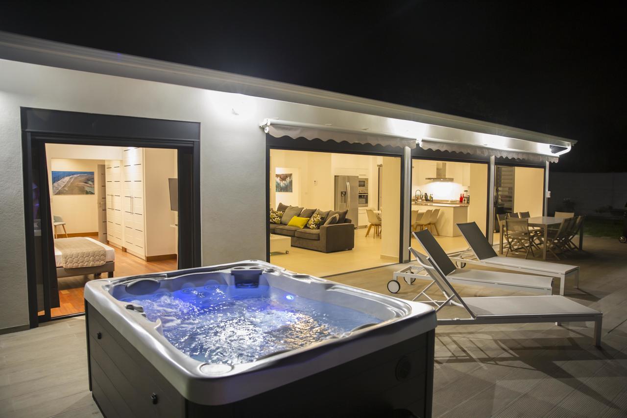 Villa Blue Lagoon - Perle Des Salines แซงต์-ฟรองซัวส์ ภายนอก รูปภาพ